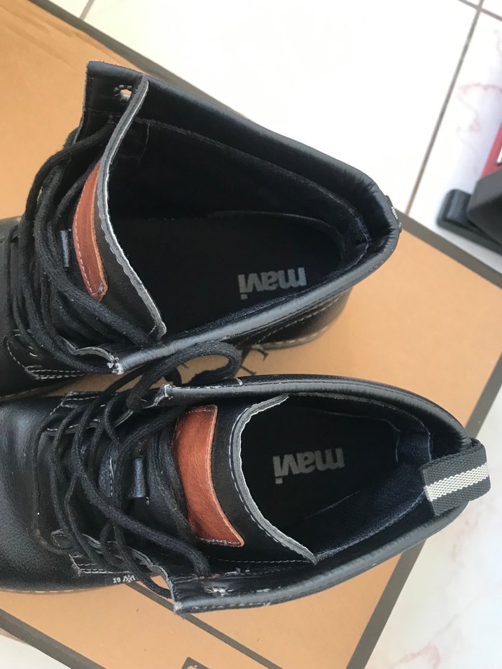 Siyah Deri Bağcıklı Erkek Bot - Görsel 2