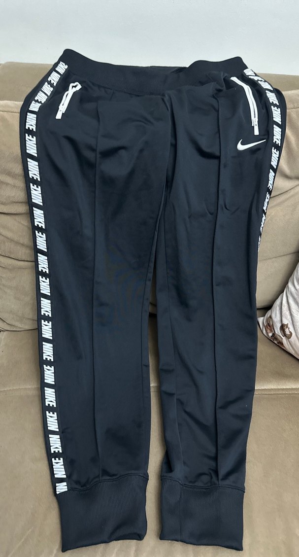 Nike Kız Siyah Fermuarlı Eşofman Altı - Görsel 2