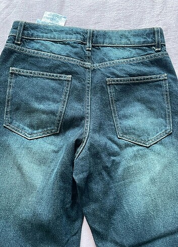 26 Beden mavi Renk Bershka jeans