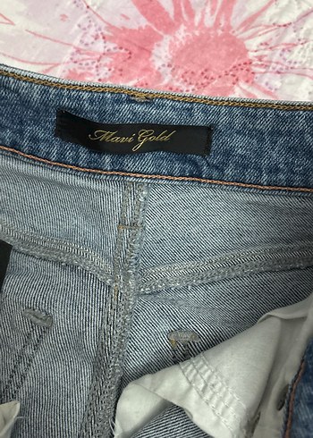 Mavi Kadın Mavi Denim Dar Kesim Midi Kot Pantolon