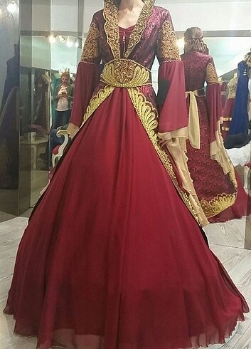 Tarlatanlı bindallı