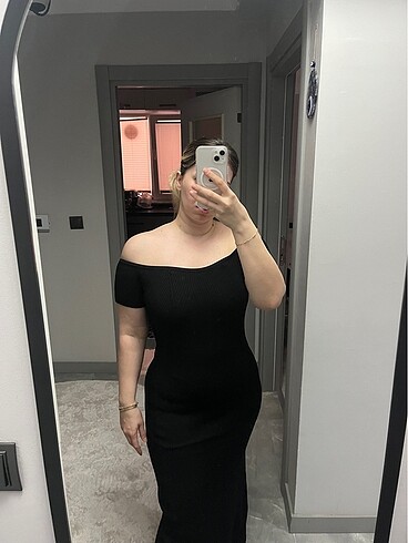 Bershka Elbise