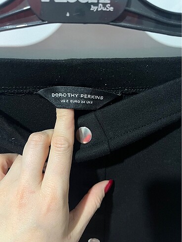 Dorothy Perkins Kalem etek