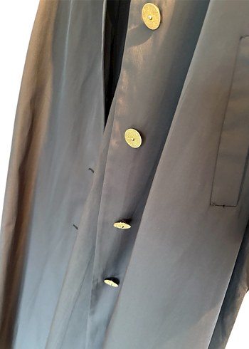 Düğmeli Uzun Kesim siyah Kadın pardesü - Görsel 2