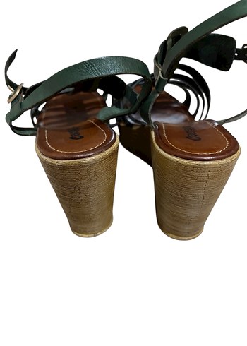 Deri Yeşil  Dolgu Topuklu Kadın Sandalet - Görsel 4