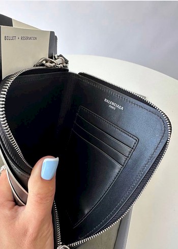 Balenciaga deri Passport Phone Wallet - Görsel 7