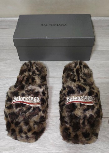 Balenciaga ürünü