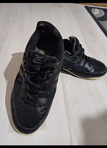 42 Beden Kinetix erkek spor ayakkabı 42