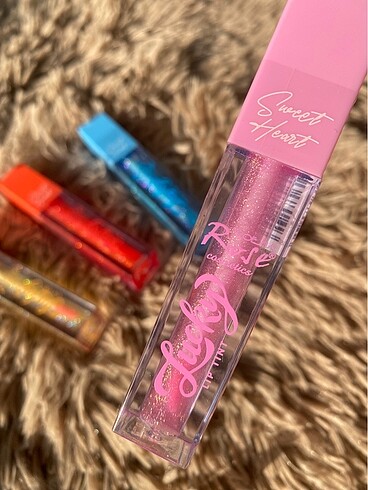 Gloss Dudak Parlatıcı