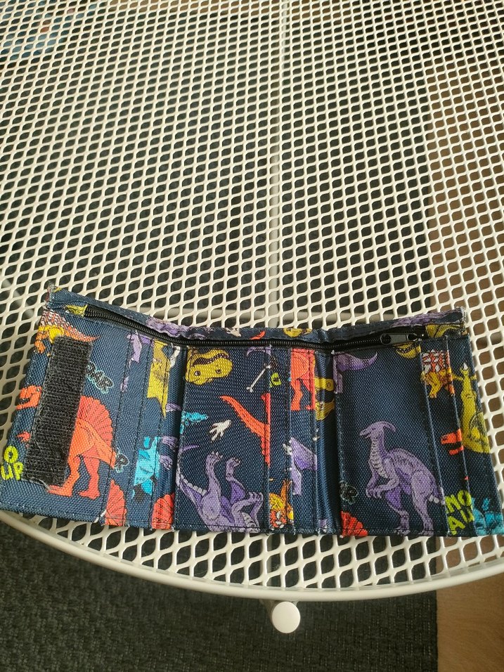 Çocuklar için Cüzdan - Dinozor Desenli - Görsel 4