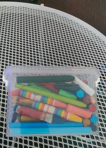 Renkli Pastel Boya Seti ve Saklama Kutusu - Görsel 7