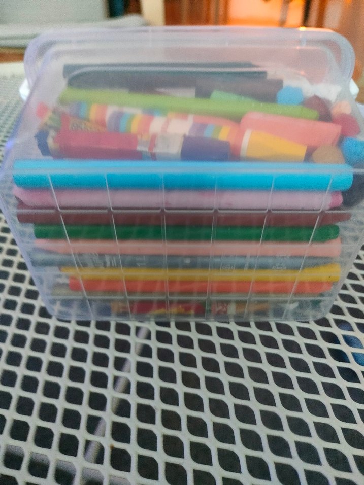 Renkli Pastel Boya Seti ve Saklama Kutusu - Görsel 5