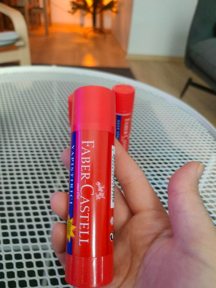 Faber-Castell Kırmızı Yapıştırıcı Stick 4'lü - Görsel 5