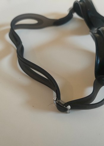 Siyah Minimalist Yüzücü Gözlüğü Elastik Bantlı - Görsel 2