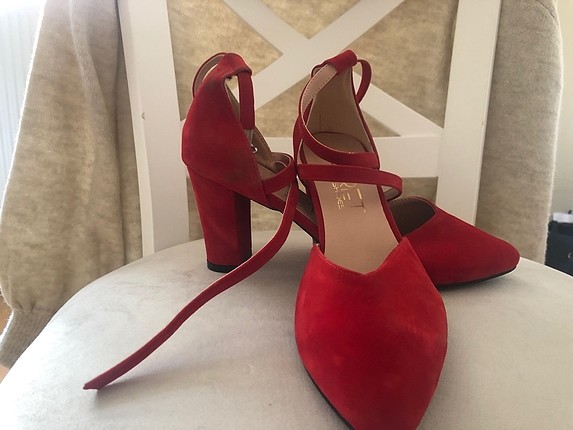 Kırmızı süet Ayakkabı