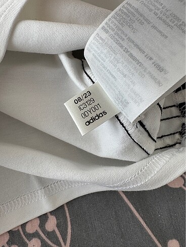 5 Yaş Beden Adidas Crop Atlet