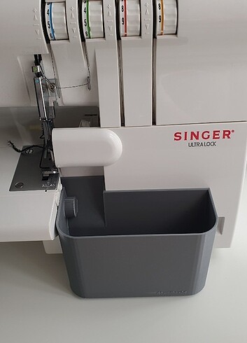 Singer ve Bindallı Overlok Çöp Haznesi