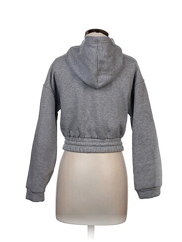 38 Beden Zara Sweatshirt %70 İndirimli.