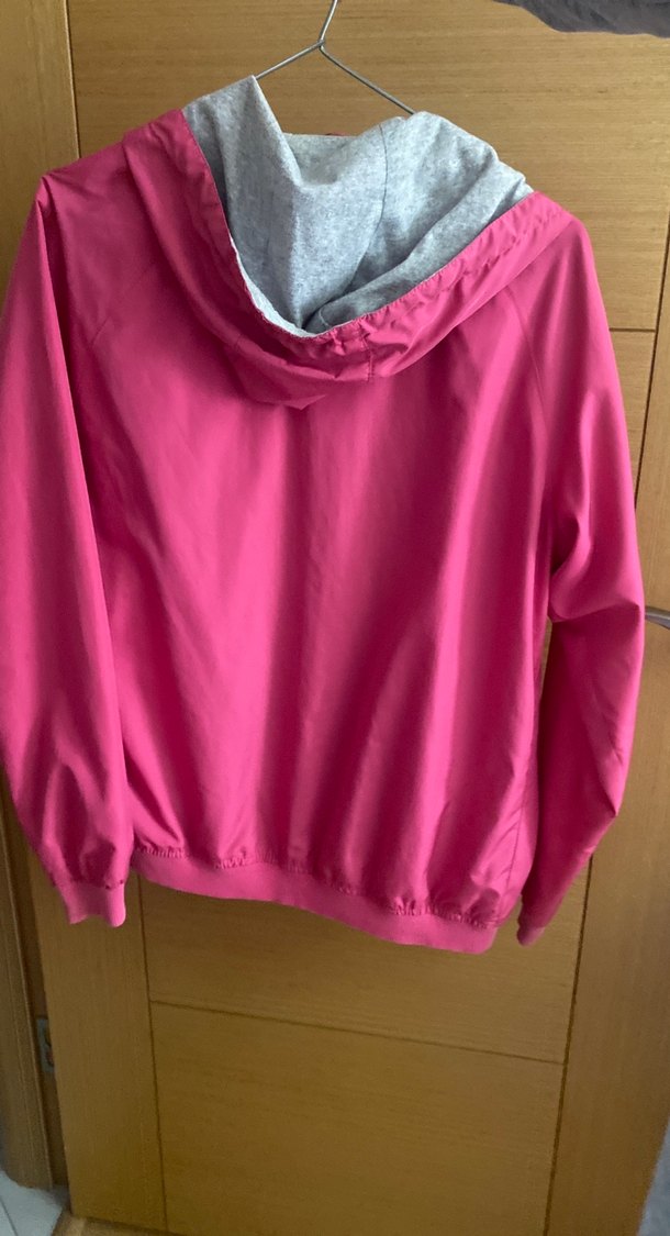 Pembe Kapüşonlu yağmurluk - Görsel 2