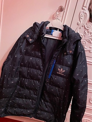 Adidas mont