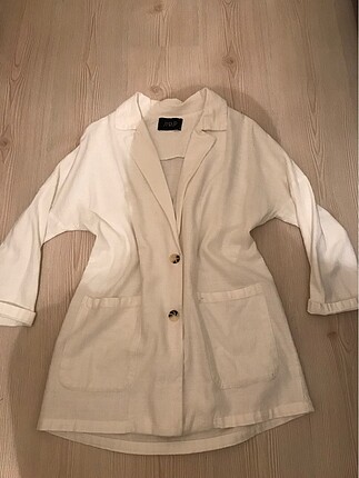 Beyaz blazer ceket