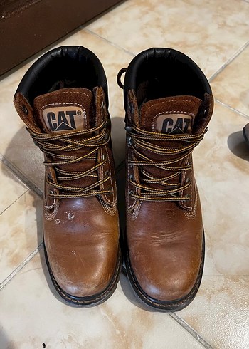 Cat Marka Kahverengi Deri Bot