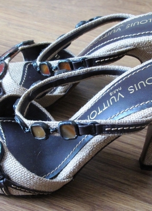 37 Beden ten rengi Renk LOUIS VUITTON TERLİK