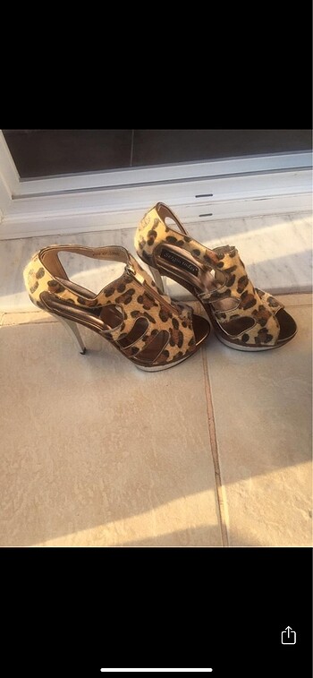 40 numara leopar ayakkabı