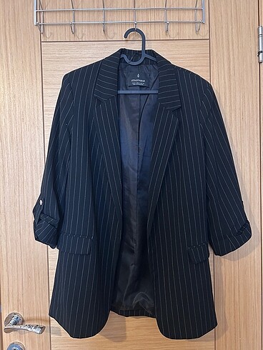 Stradivarius Çizgili Blazer