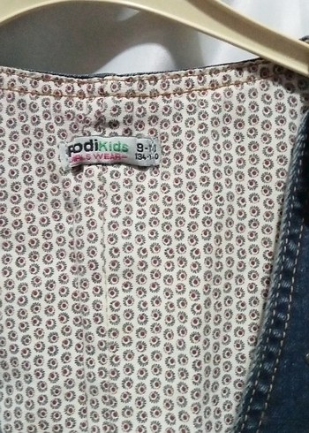 Kısa Kesim Düğmeli çocuk Kot Yelek - Görsel 3