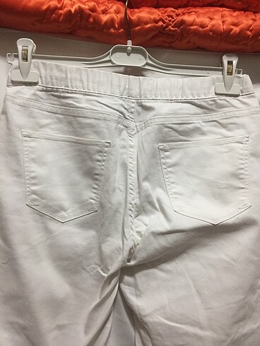 44 Beden beyaz Renk Beyaz pantolon