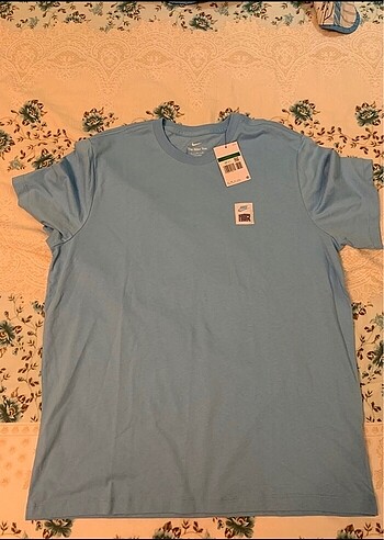 s Beden NİKE T-Tshirt
