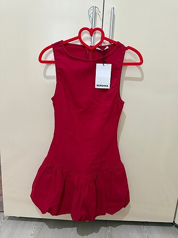 Bershka elbise