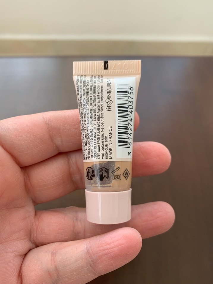 YSL All Hours Glow Fondöte - Görsel 5