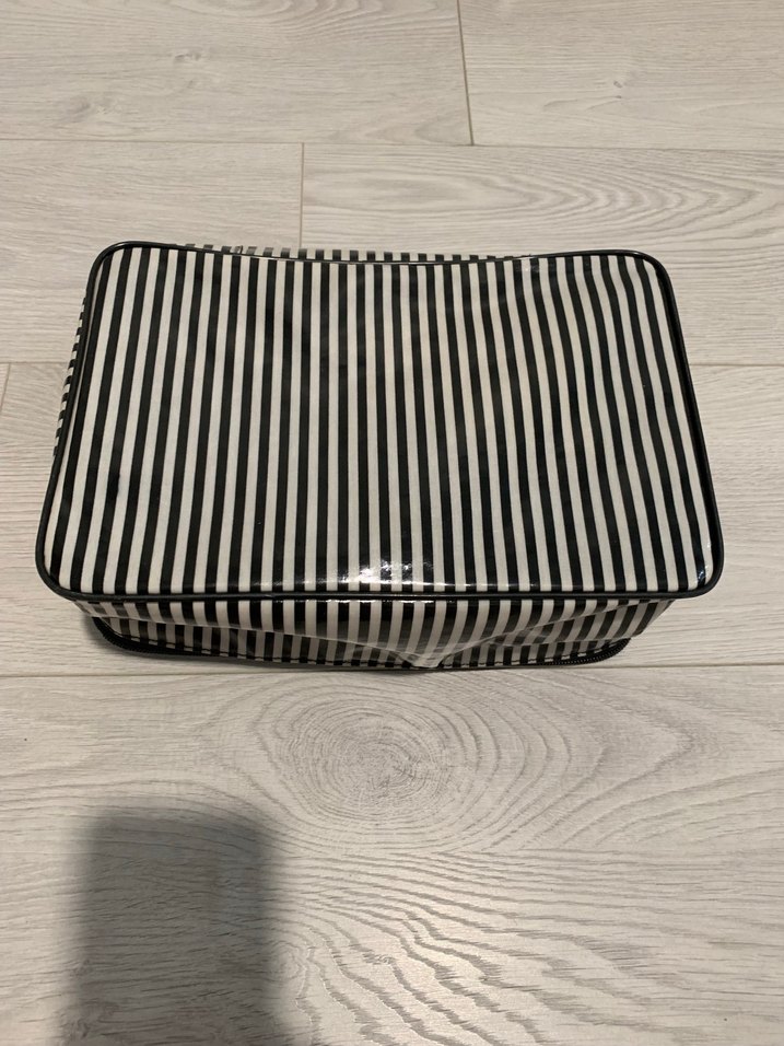 M&S Çizgili Kompakt Organizer Çanta — görsel 14/19