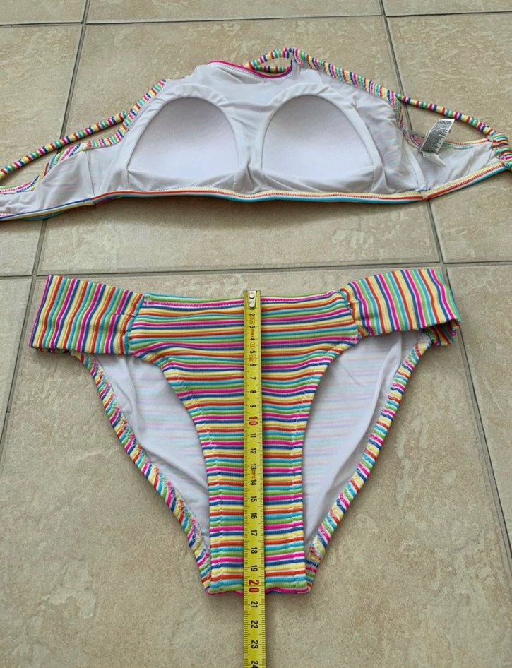Renkli Çizgili İnce Askılı Bikini Üstü — görsel 6/9