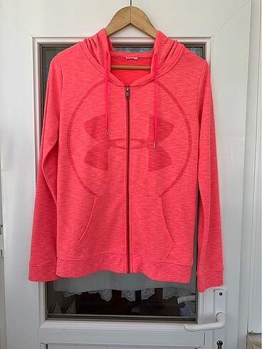 Under Armour Sweatshirt