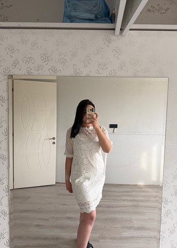 Kısa Kollu Beyaz Midi Dantel Mini elbise - Görsel 2