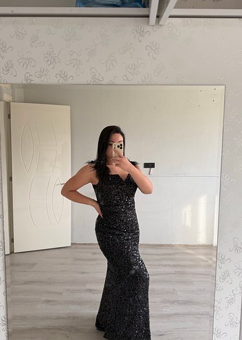 Parlak Siyah V Yaka Pulpalet Uzun Abiye Elbise - Görsel 2