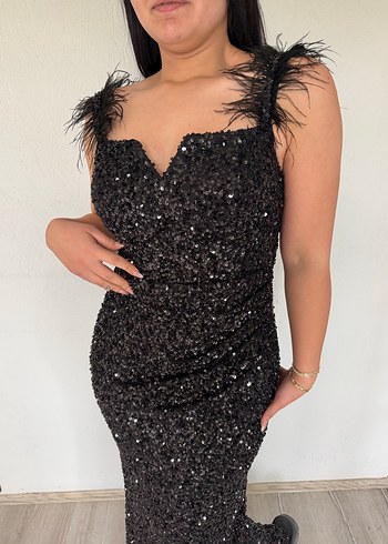 Parlak Siyah V Yaka Pulpalet Uzun Abiye Elbise - Görsel 4