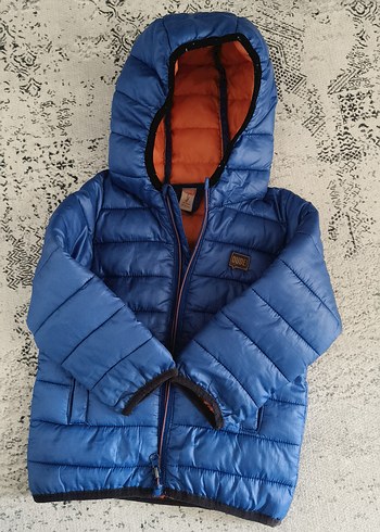 Mavi Kapüşonlu Erkek Çocuk Mont