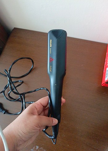 Philips Siyah Saç Düzleştirici