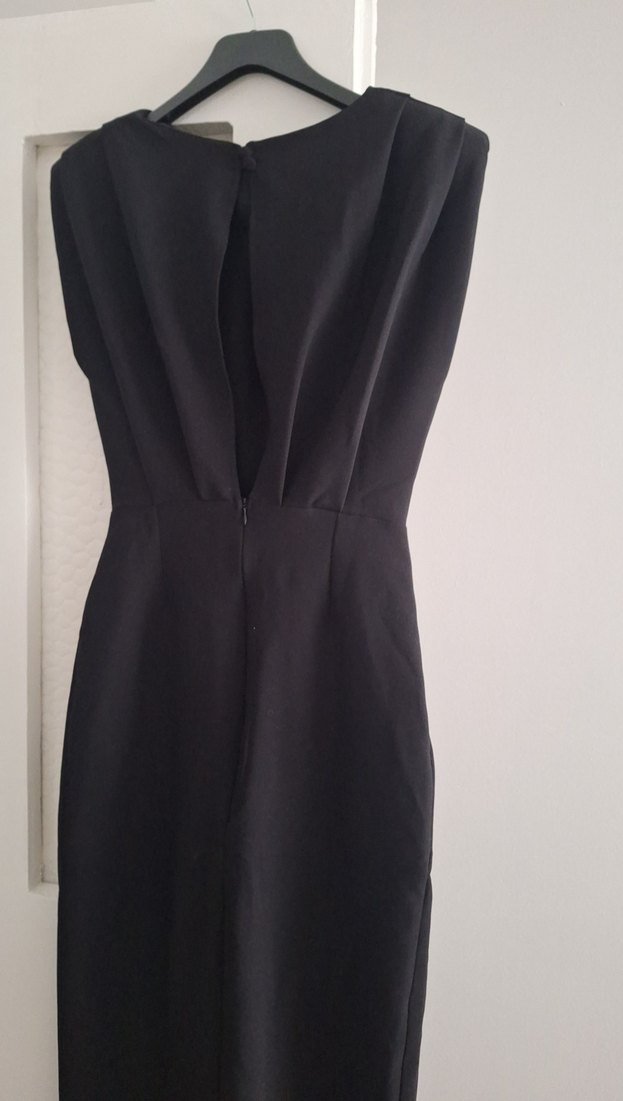 Siyah İnce Askılı Uzun Elbise - Görsel 4