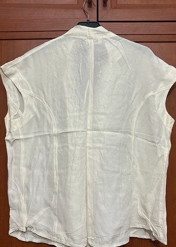 Nakışlı V Yakalı Düğmeli Kolsuz Keten Gömlek - Görsel 2