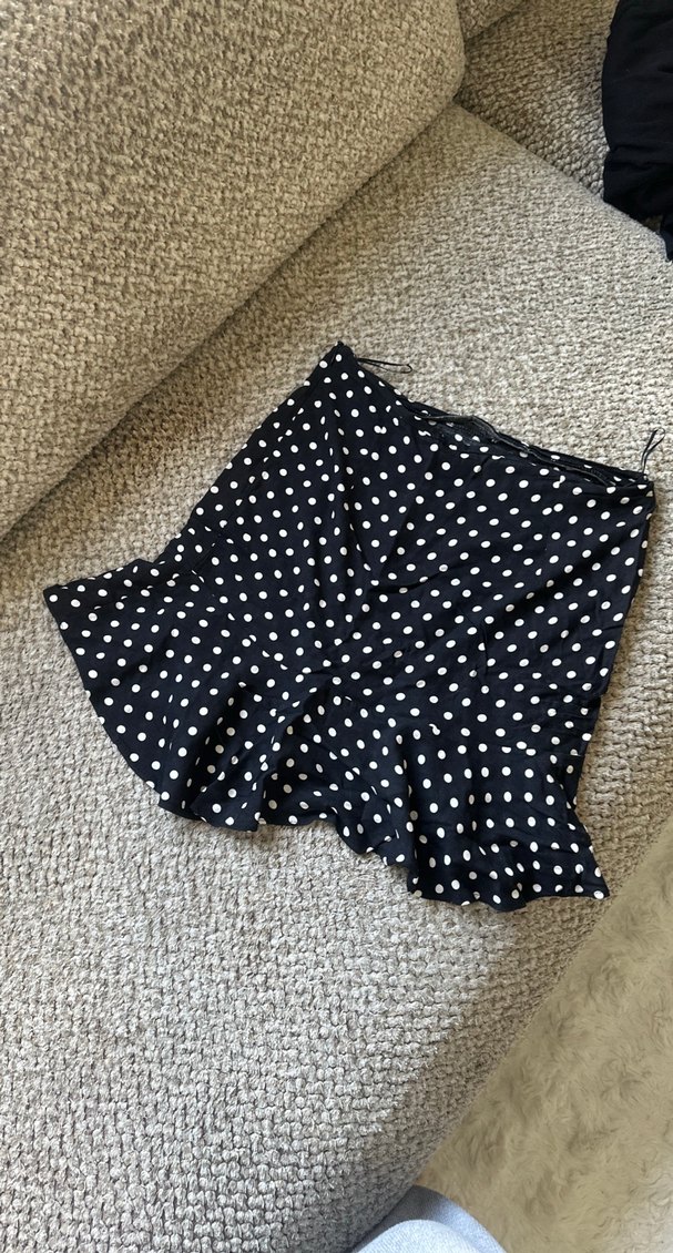 Puantiye Desenli Siyah Mini Etek - Görsel 3