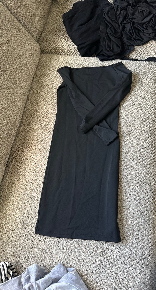 Uzun Kollu Siyah Drapeli Kadın Elbise - Görsel 4