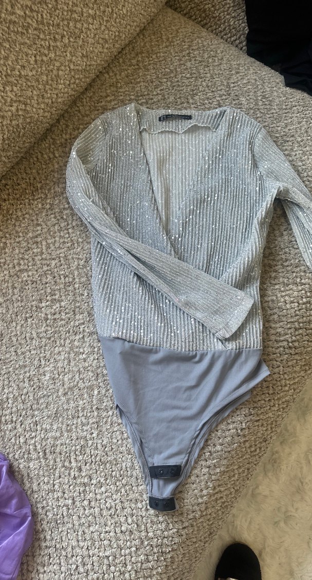 Gri V-Yaka Triko Uzun Kollu Bluz Body - Görsel 2