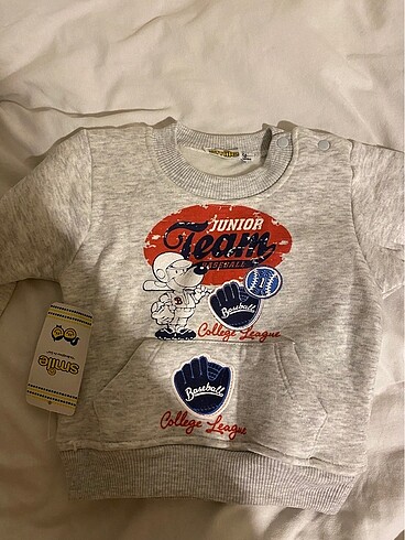 Gri sweatshirt
