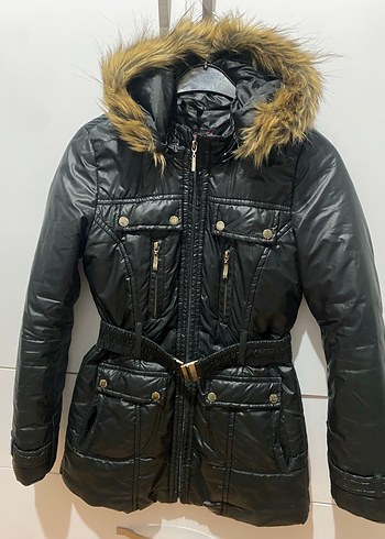 Kürk Detaylı Siyah Kadın Kışlık Mont - Görsel 2