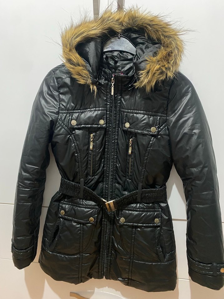 Kürk Detaylı Siyah  Kadın Kışlık Mont - Görsel 2